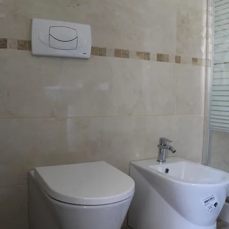 Alba Ionica Konukevi 3*