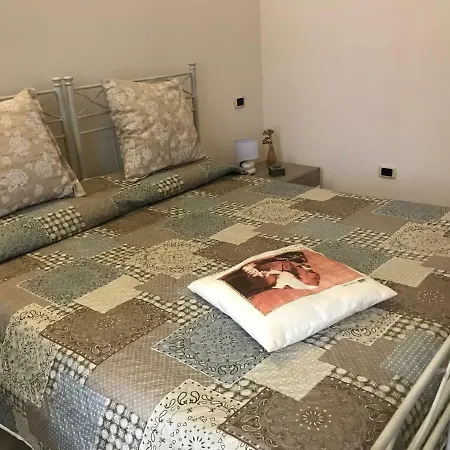 بيت ضيافة Alba Ionica